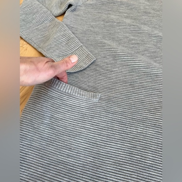 Theory women’s Noble crew grey wool blend long sleeve ribbed dress size medium - Picture 7 of 7